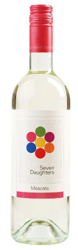 7 Daughters Moscato 750ml