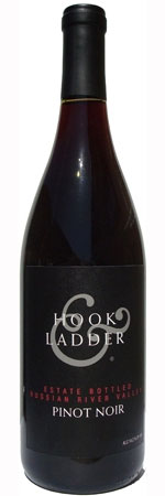 Hook And Ladder Pinot Noir 2017 750ml